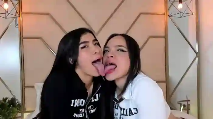 siara_and_zoe