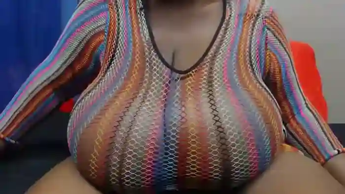 LUSTFULBOOBSS