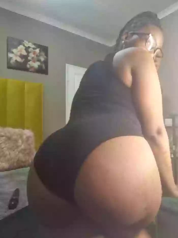 Bustygoddess32