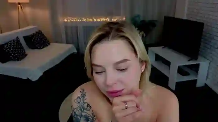 Alicia-Luv