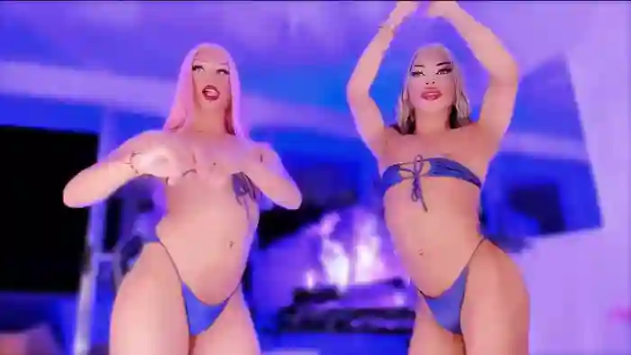 Valentine_And_Gabriela