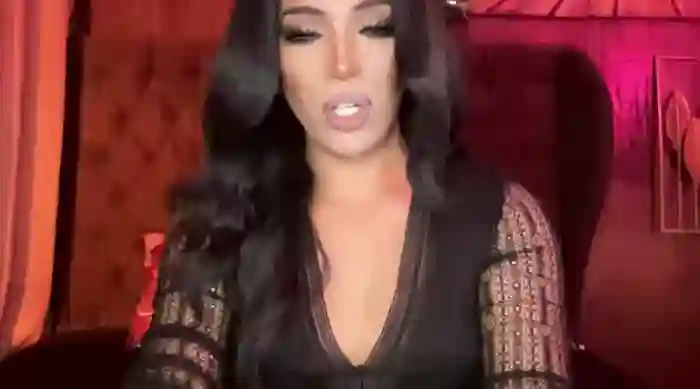 Lo_la_69