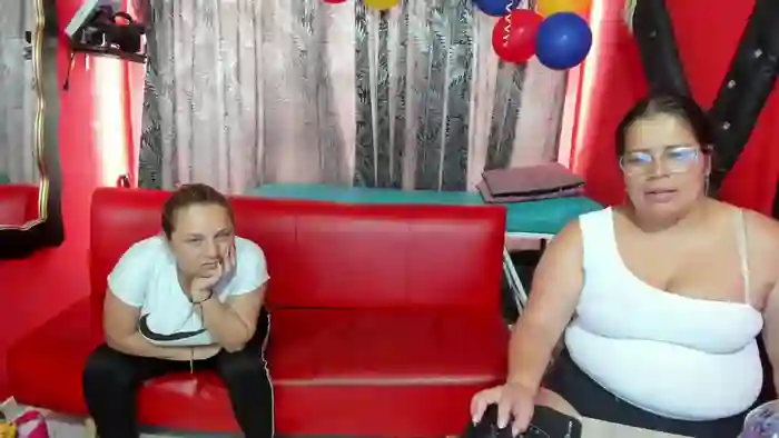lesbiancuple
