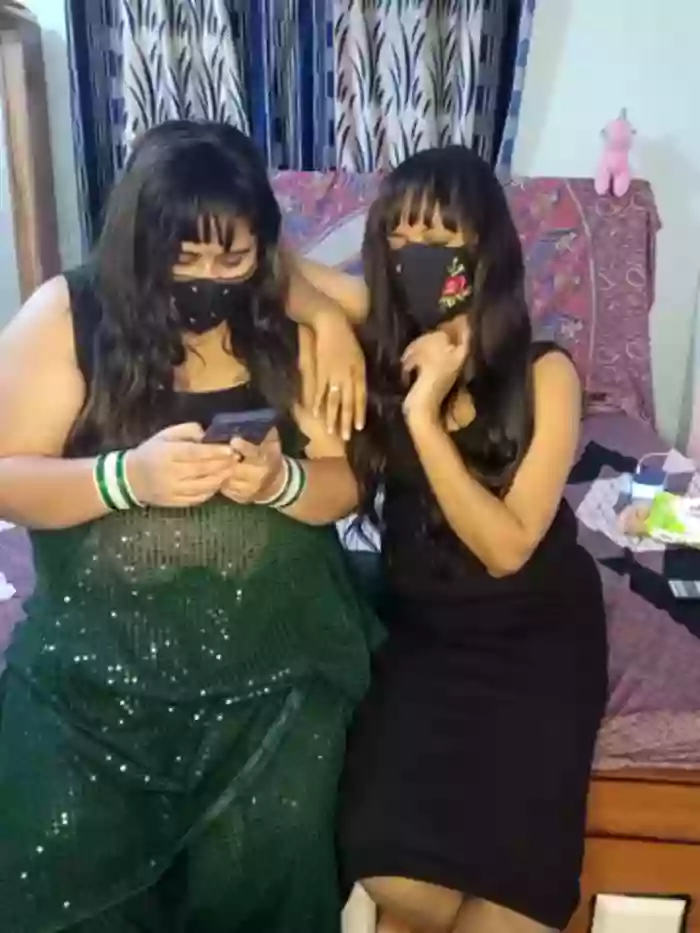 Indian_hotmilfs
