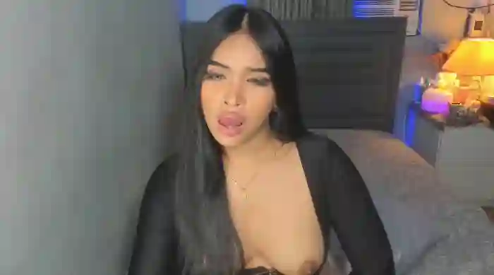 PrettyYoungHugeCockTS
