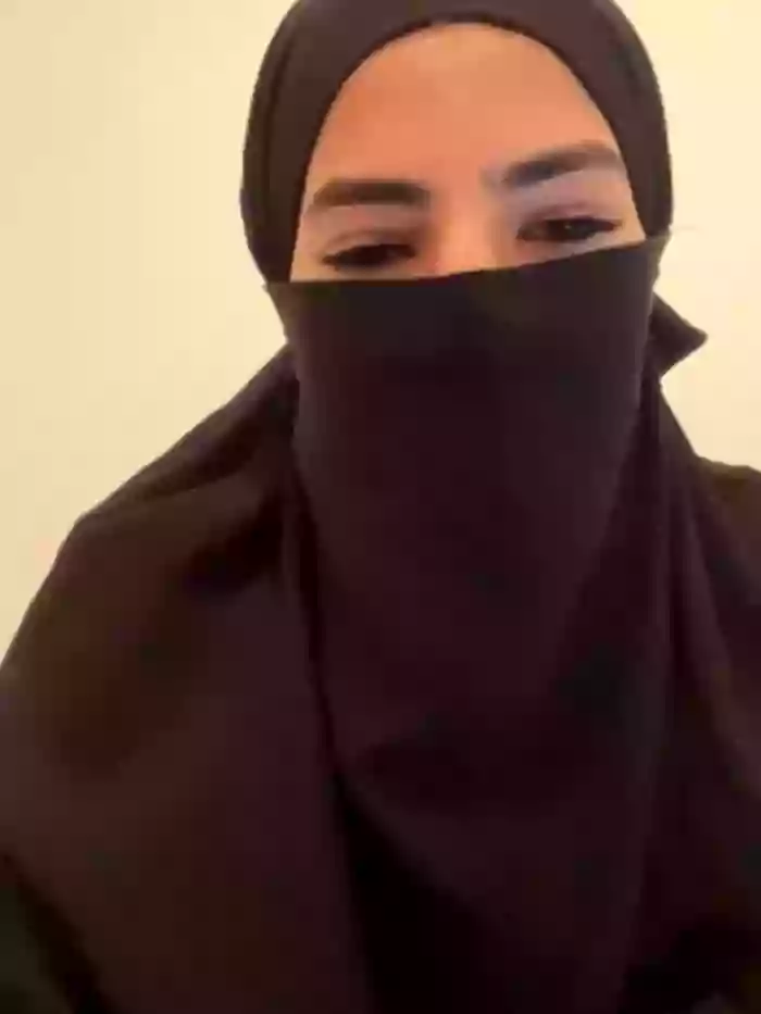 Hijabi_HotGirls