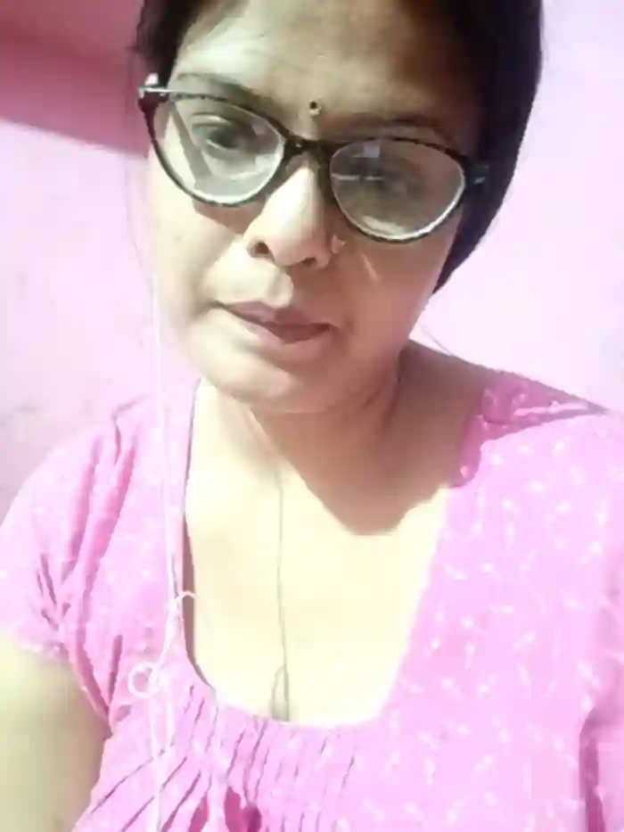 Hot_Pakhi