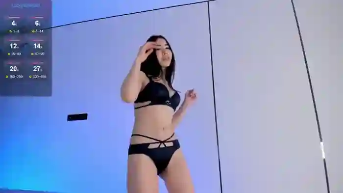 Naomi_52