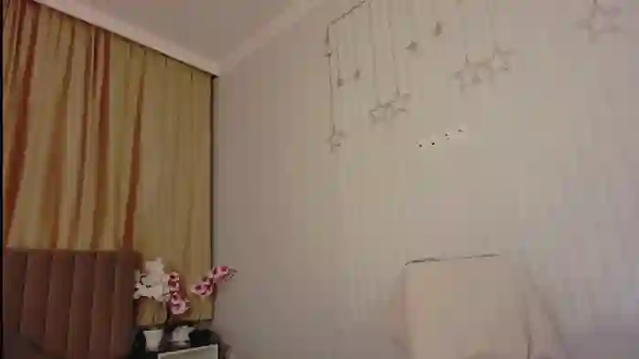 Mia_Meow_