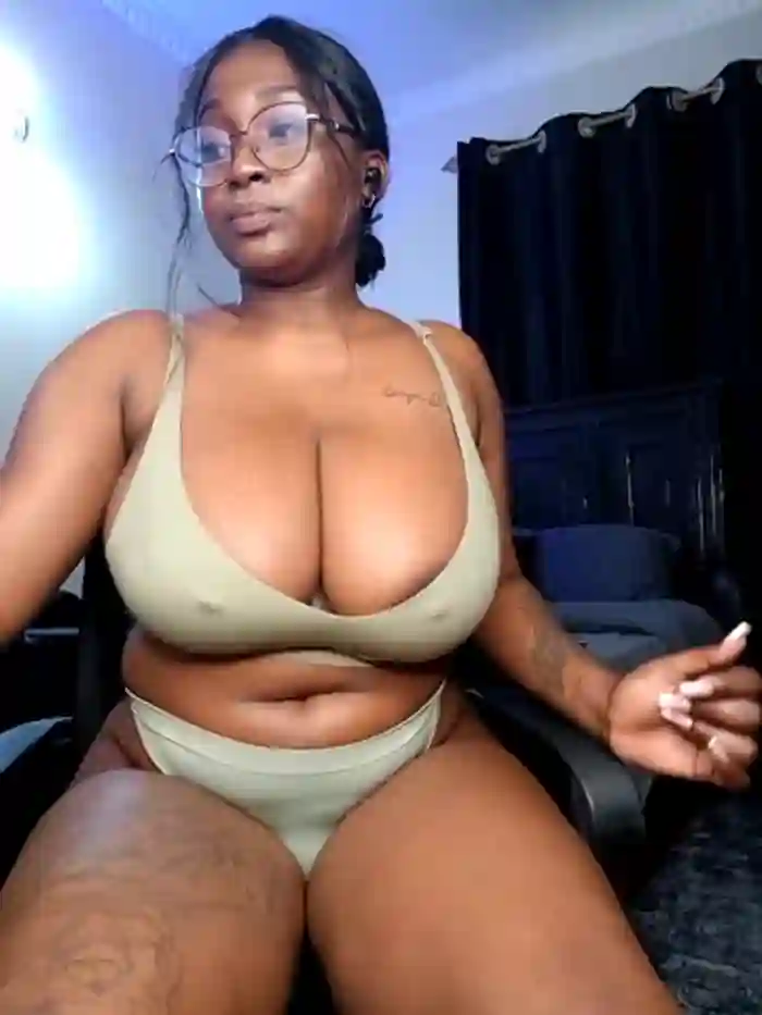 Iambombshell