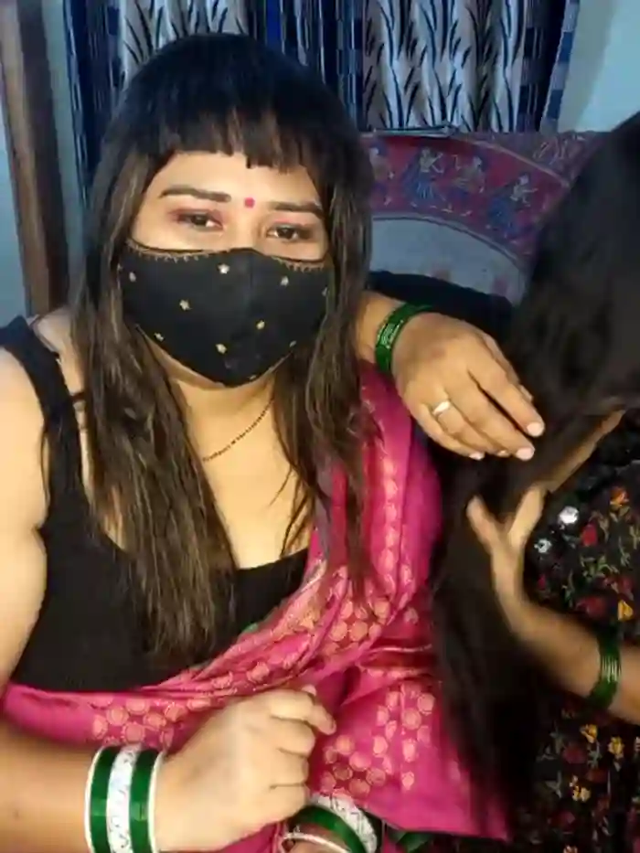 Indian_hotmilfs