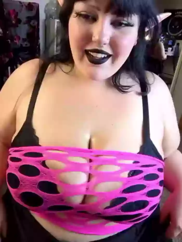 Cutegothcrybabyx