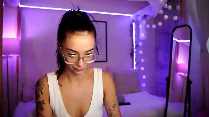 Naomii18_