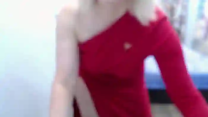BlondeBrilliant7
