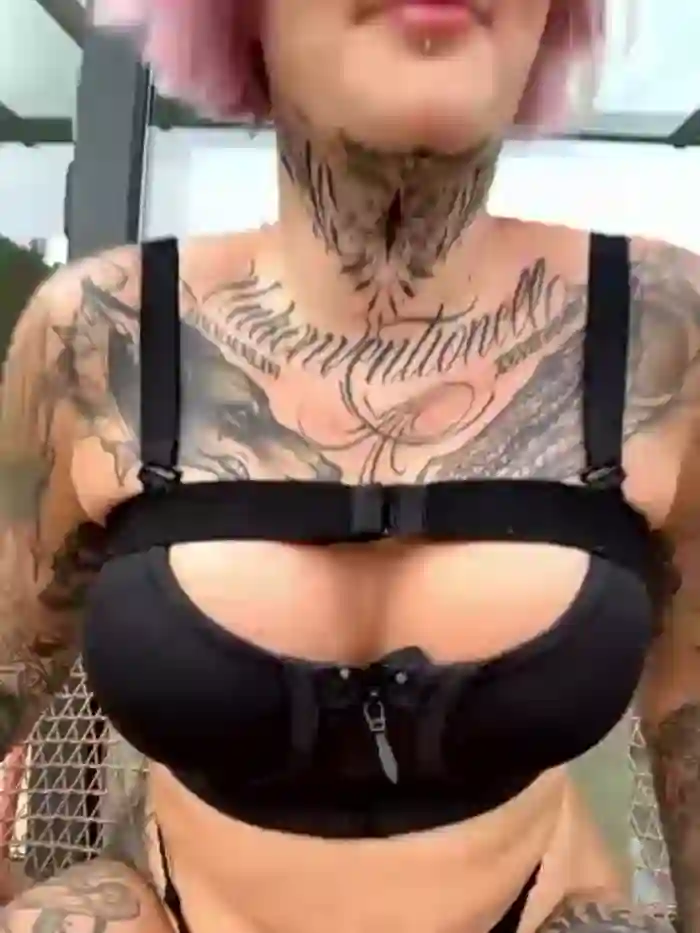 Stella-Kink