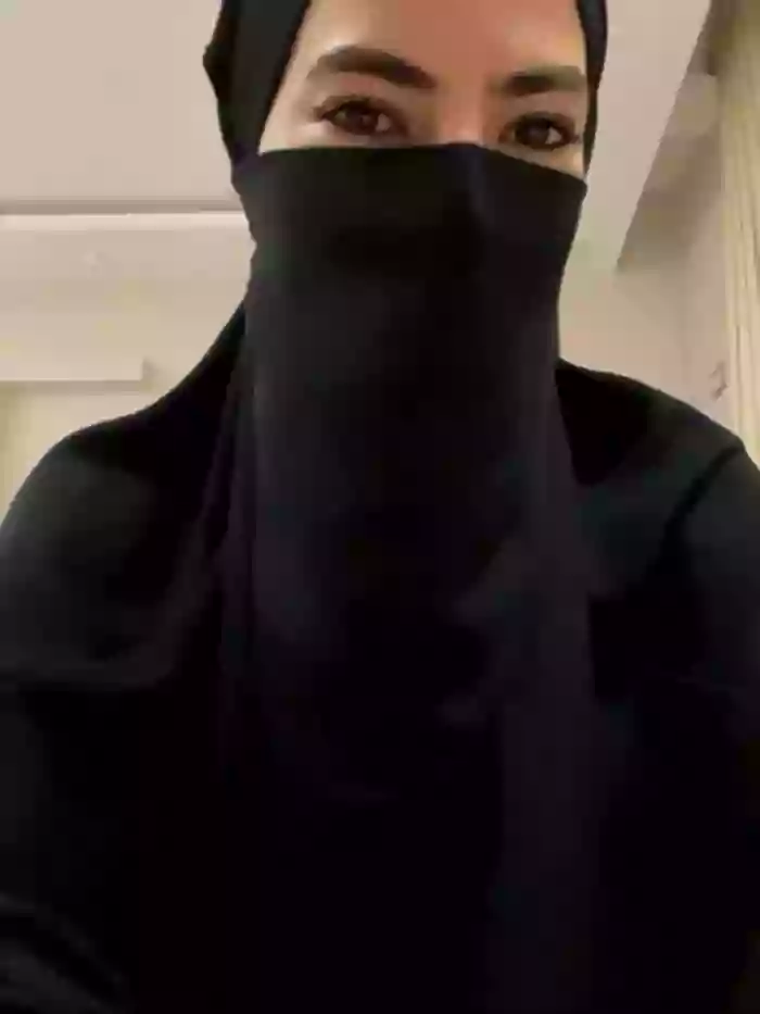 Hijabi_HotGirls