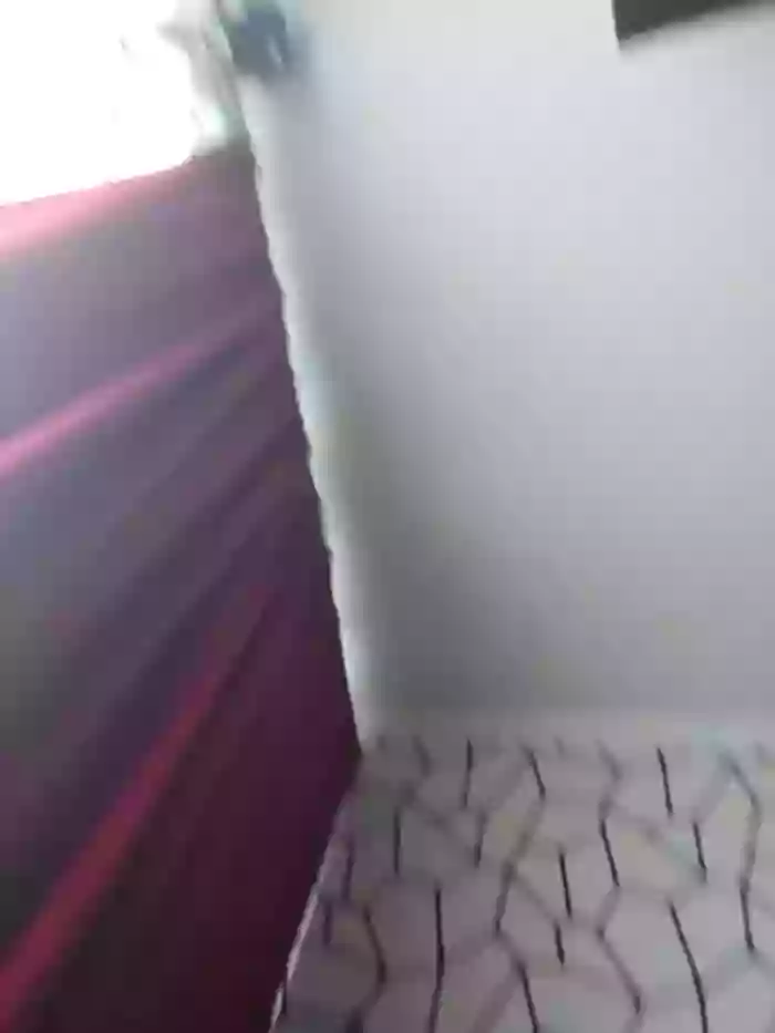 Hornyblond_Bella