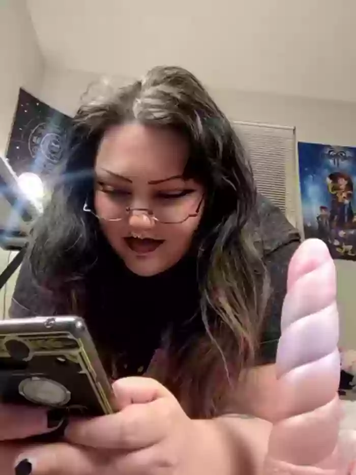 Cutegothcrybabyx