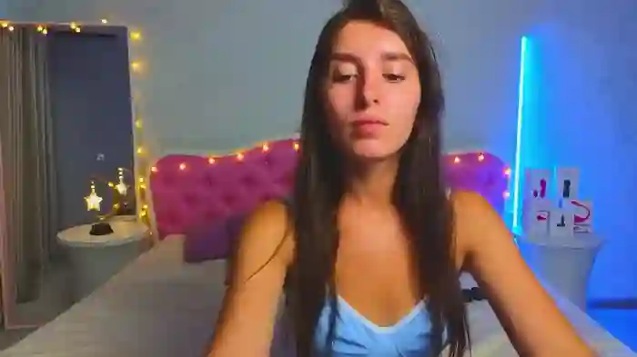 Ariana_Petite