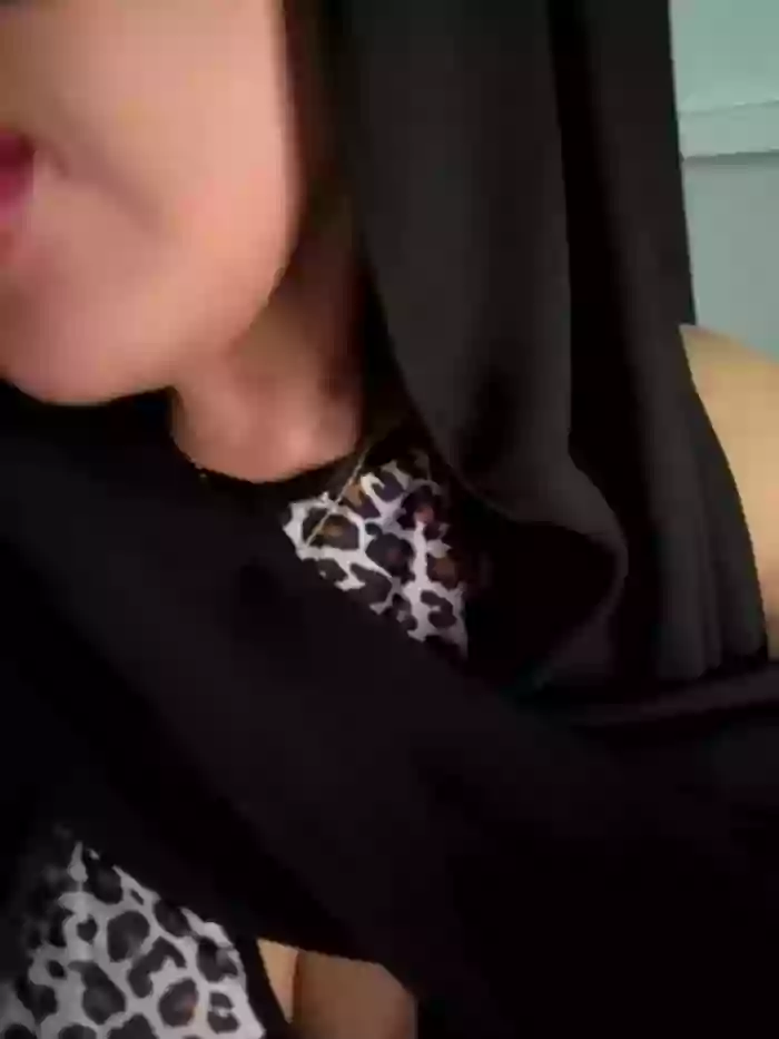 Noha-Sexy
