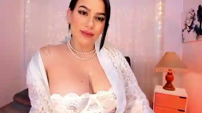 Miah_gomez_