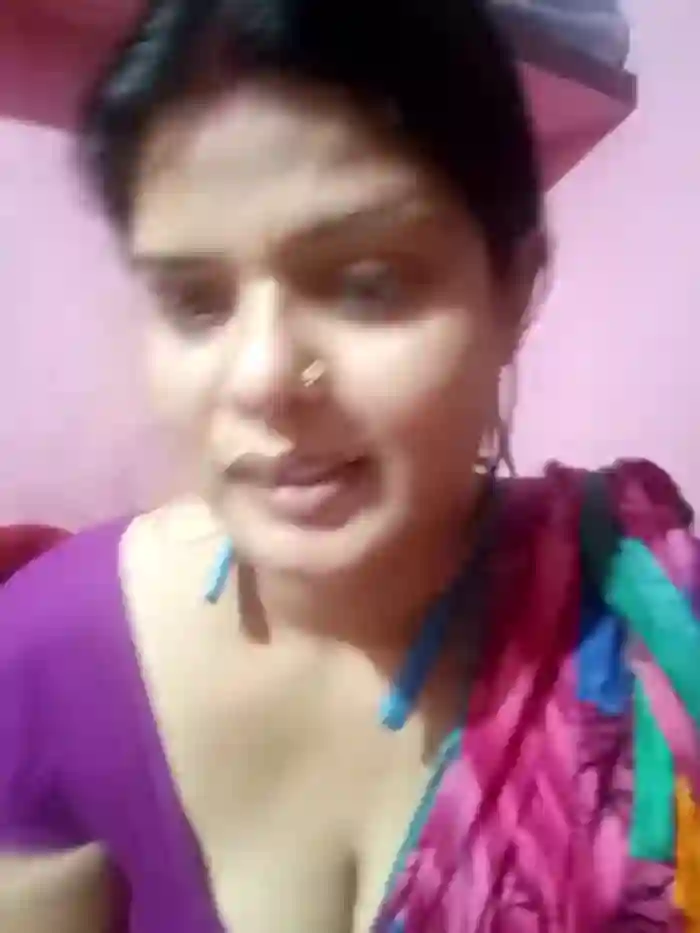 Hot_Pakhi