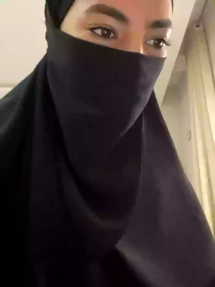 Hijabi_HotGirls