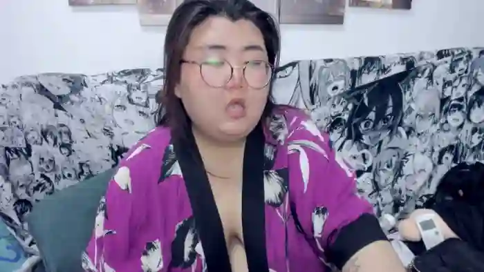 Nadine_asian