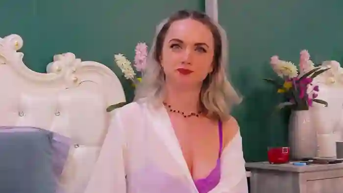 EllianaReese