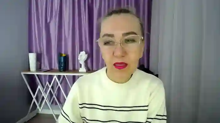 queen_a_n_i