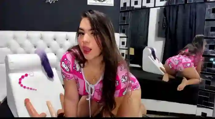 Naahomi