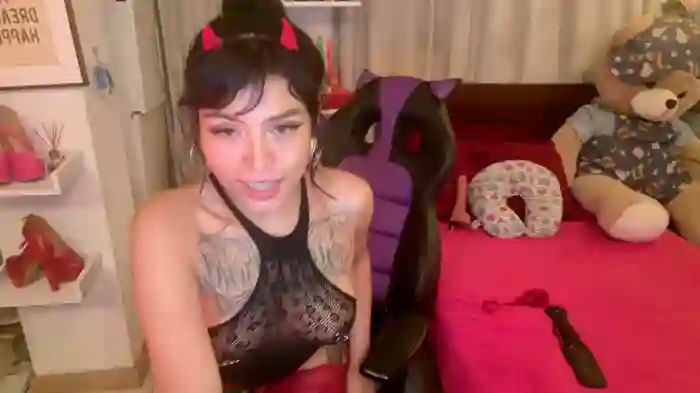 Scarlett_collins02