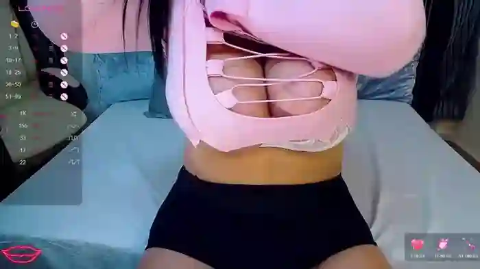 Valeri_wow_Boobs