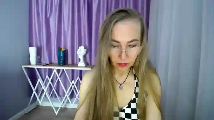 queen_a_n_i