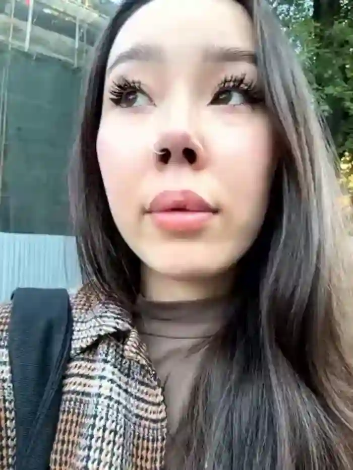 Asian_Asami