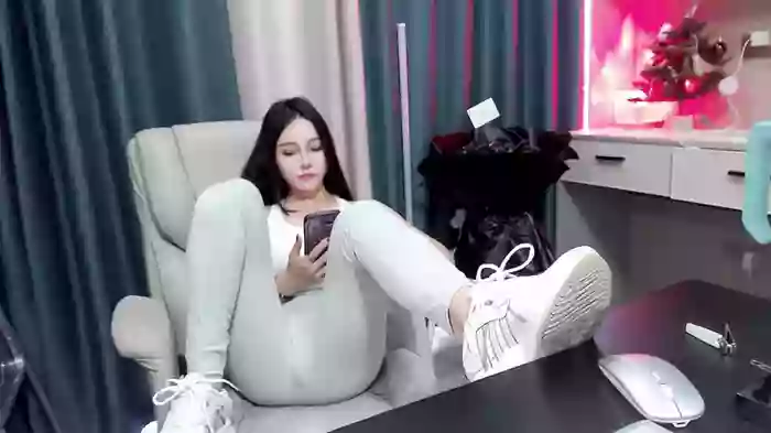 qqisjaujwhsdshzu