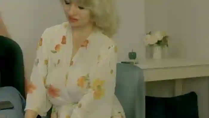 ClassyTinaa