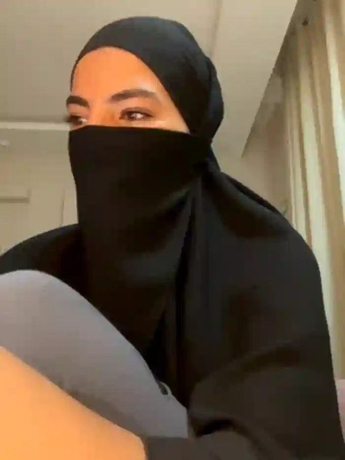 Hijabi_HotGirls