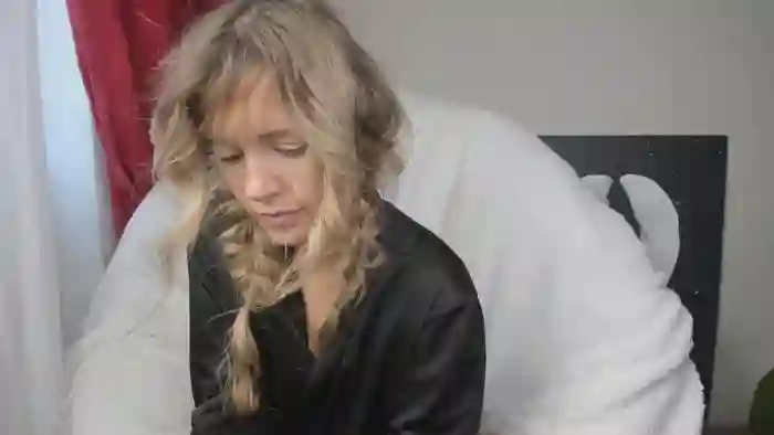 foxy_blond