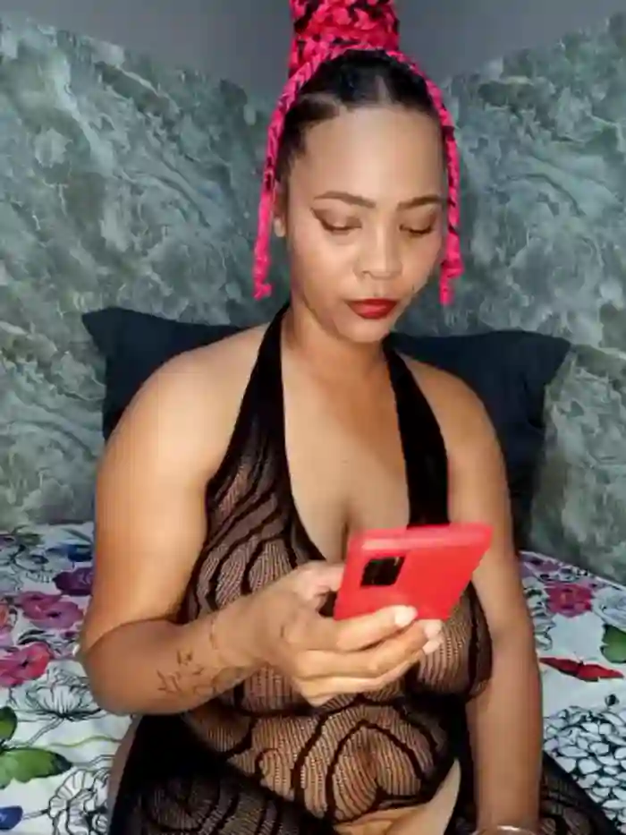 LianaxLi
