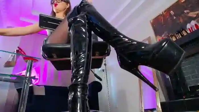 MistressMilana