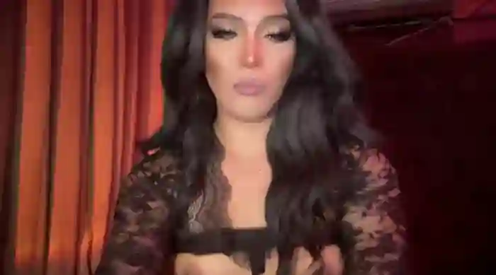 Lo_la_69