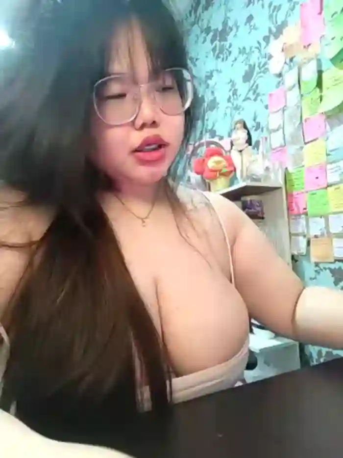 ANNELIESE_