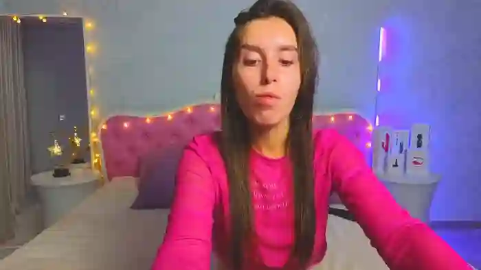 Ariana_Petite