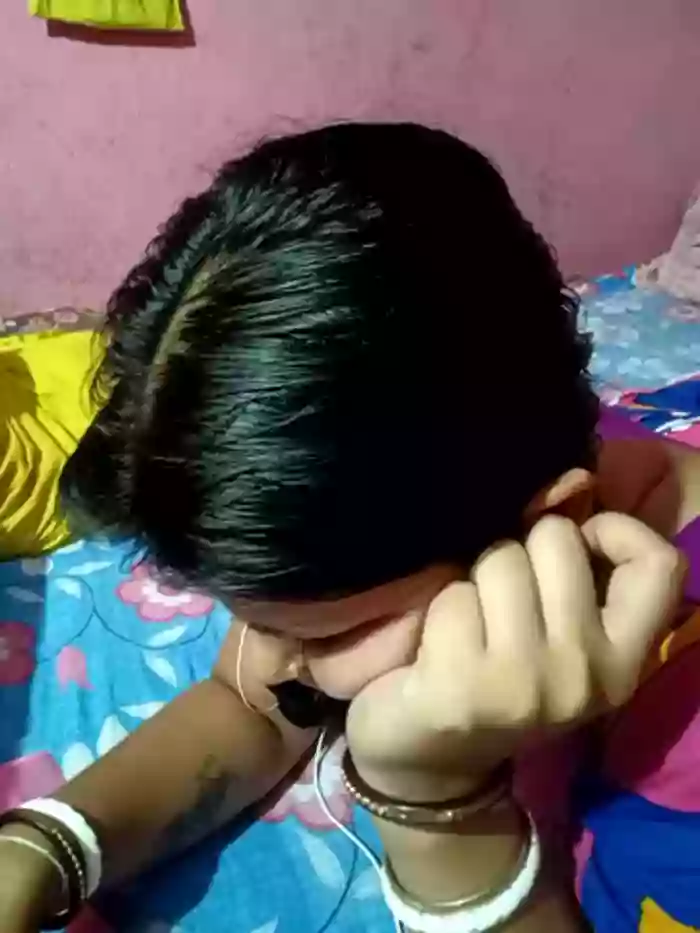 Hot_Pakhi