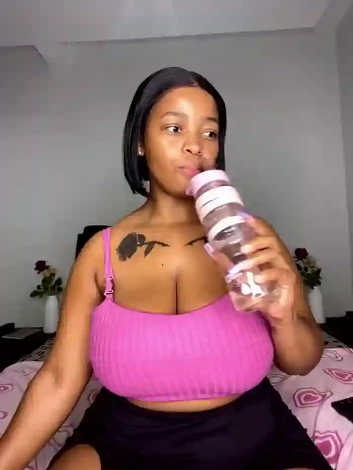 LoveBustyX
