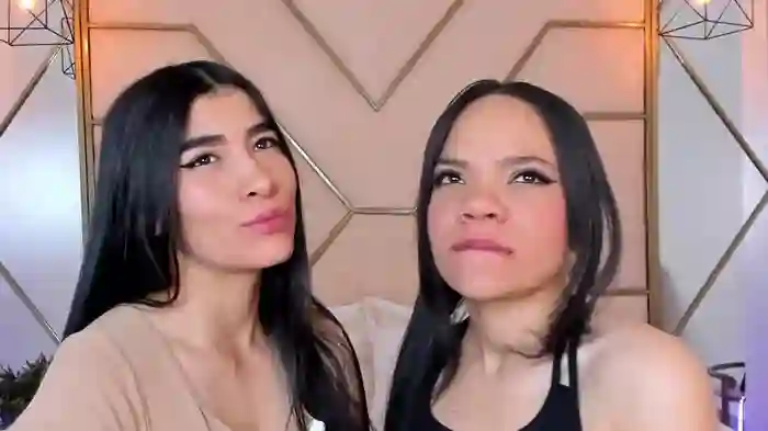 siara_and_zoe