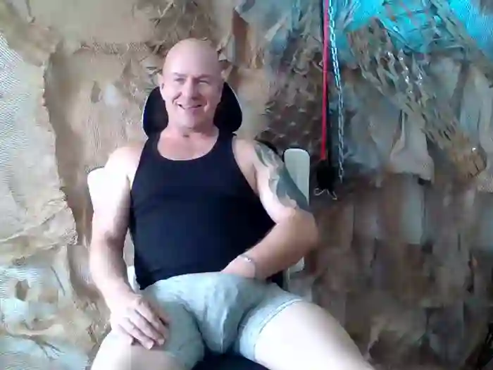 ManlyPrisonGuy