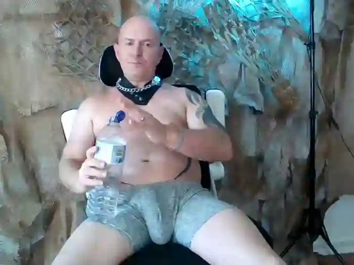 ManlyPrisonGuy