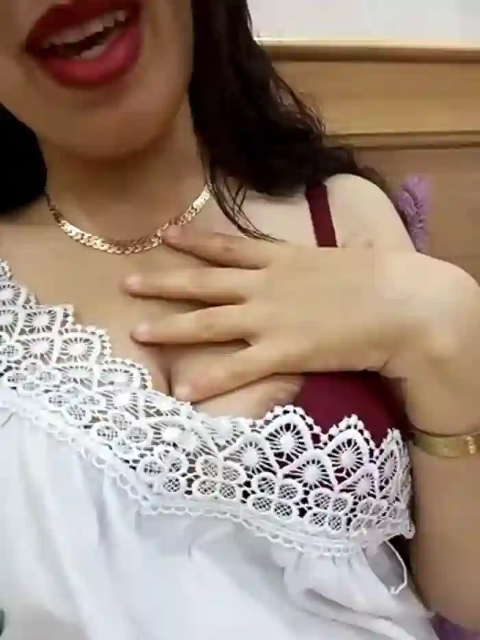 Qamar-Sex